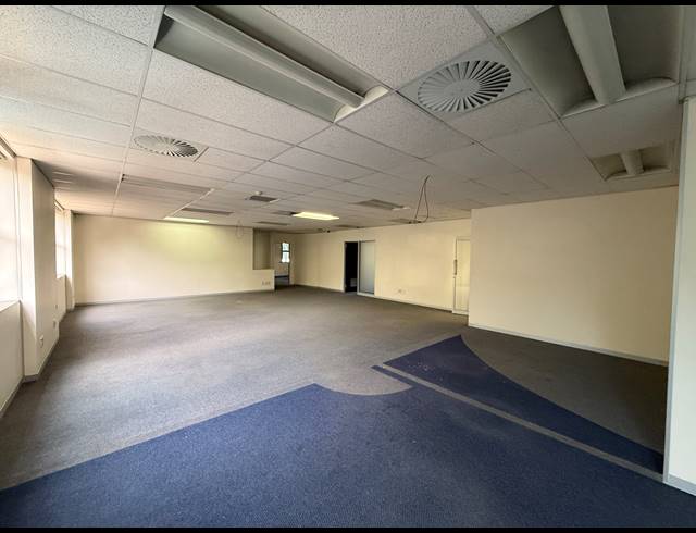 301M² OFFICE TO LET IN ROSEBANK